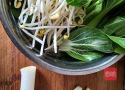 肉臊子油泼扯面的做法图解9