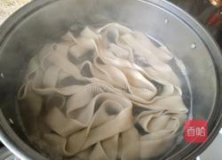 肉臊子油泼扯面的做法图解13