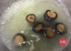 香菇菠菜的做法图解5