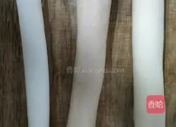 Illustration of how to make flowering steamed buns 1