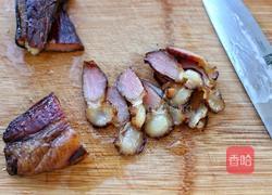 蒜苔炒腊肉的做法图解4