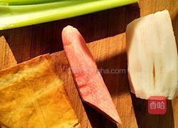 熏干拌莲藕的做法图解1