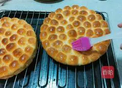 Illustration of how to make money buns 16