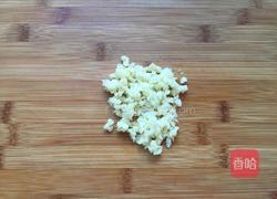 蒜蓉茼蒿的做法图解2