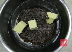 巧克力流心蛋糕的做法图解2