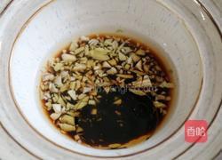 油泼辣子牛肉面的做法图解2