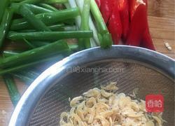 虾皮炒花菜的做法图解3