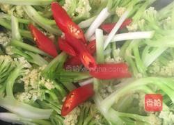 虾皮炒花菜的做法图解7