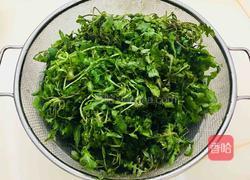 荠菜猪肉馅包子的做法图解6