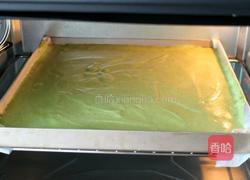 抹茶奶油蛋糕卷的做法图解13