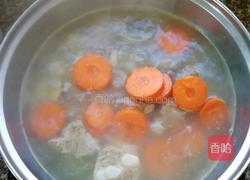 排骨粉葛红罗卜汤的做法图解6