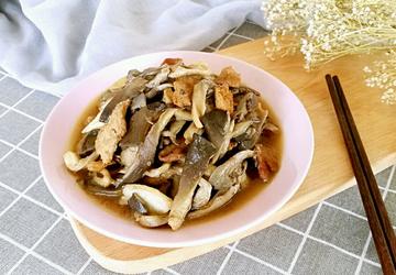 肉片炒蘑菇