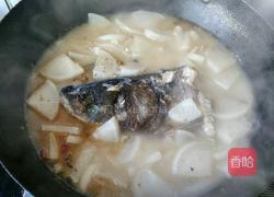 萝卜炖鱼头的做法图解14