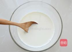 椰香牛奶小方的做法图解3
