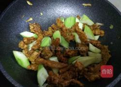 丝瓜酥肉汤的做法图解8