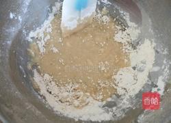 戚风蛋糕的做法图解2