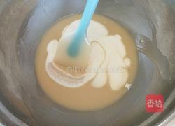 戚风蛋糕的做法图解3