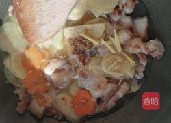 五花肉炖土豆片的做法图解5