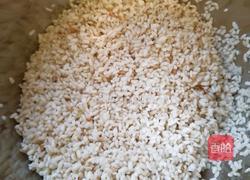 腊肉香菇糯米饭的做法图解3