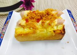 蒜香芝士火腿肉松烤面包