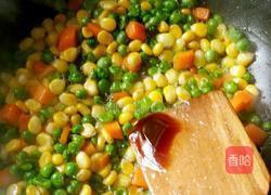 玉米炒豌豆的做法图解6