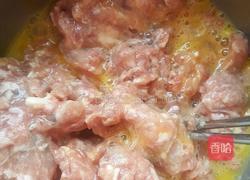 荸荠丸子汤的做法图解2