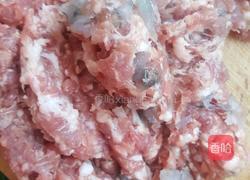 荸荠丸子汤的做法图解1