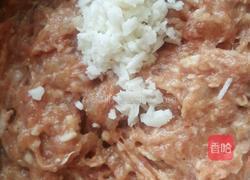 荸荠丸子汤的做法图解3