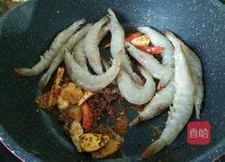 芹香干锅香辣虾的做法图解12