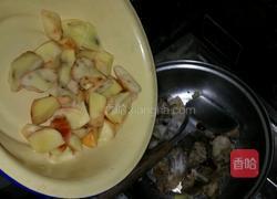 土豆炖排骨的做法图解4