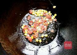 腊肠蛋炒饭的做法图解2