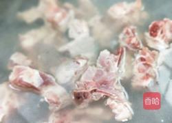 榴莲尾骨汤的做法图解1