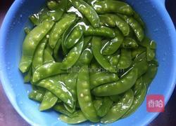 彩椒荷兰豆的做法图解1