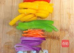 三椒炒冷面的做法图解2