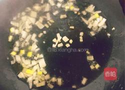 三椒炒冷面的做法图解5