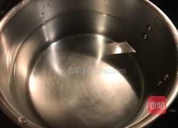 川贝冰糖炖银耳雪梨汤的做法图解9