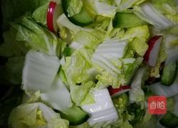 朝鲜泡菜辣白菜罗卜片的做法图解1