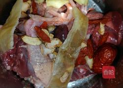 花胶鸽子汤的做法图解3