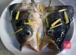 剁椒鱼头的做法图解3