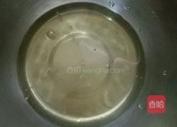 六寸完美不甜腻戚风蛋糕的做法图解3