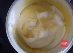 六寸完美不甜腻戚风蛋糕的做法图解9