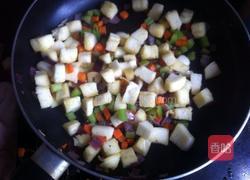素炒馒头丁的做法图解6