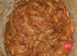 孜然鸡柳的做法图解3