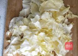 圆白菜肉馅饺子的做法图解1