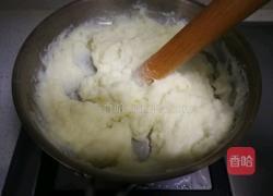 五彩奶香土豆泥的做法图解6