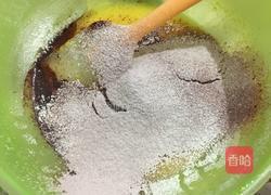 红丝绒蛋糕卷的做法图解6