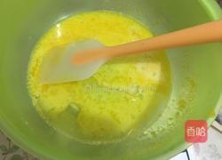 红丝绒蛋糕卷的做法图解4