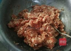 梅干菜肉馅黄甄糕的做法图解2