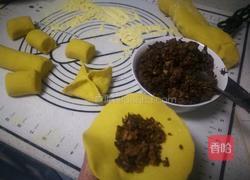 梅干菜肉馅黄甄糕的做法图解7
