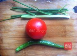 西红柿烩金针菇的做法图解1